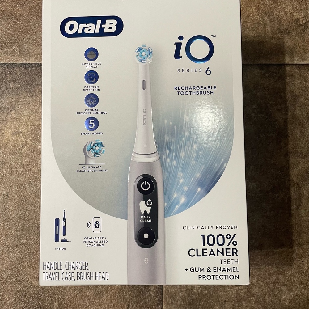 Oral-B iO Series 6 Rechargeable Toothbrush